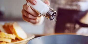 ഉപ്പ് അമിതമായി കഴിക്കരുത്, കാരണം ഇതാണ്