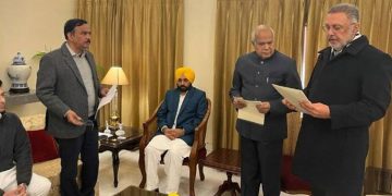 പഞ്ചാബില്‍ അഴിമതിയാരോപണത്തെ തുടർന്ന് രാജിവച്ച മന്ത്രിക്ക് പകരം  അതിക്രമകേസിൽ ശിക്ഷിക്കപ്പെട്ടയാള്‍