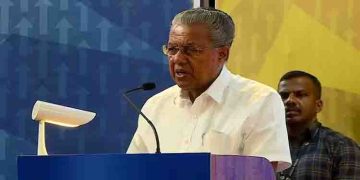 ‘കേരളത്തിന്റെ വരുമാനത്തിൽ കേന്ദ്ര വിഹിതം 36% മാത്രം’, ആ പണം കൊണ്ടല്ല പിടിച്ചുനിൽക്കുന്നതെന്ന് മുഖ്യമന്ത്രി
