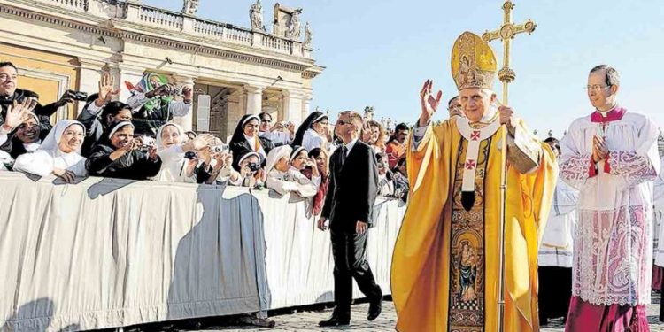 ബനഡിക്ട് പതിനാറാമൻ ഭാരതത്തിനും ദീപ്തസ്മരണ