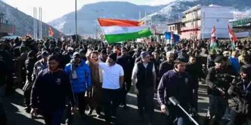 മതിയായ സുരക്ഷയില്ല, ഭാരത് ജോഡോ യാത്ര താല്‍ക്കാലികമായി നിര്‍ത്തി, തീരുമാനം കശ്മീരിലേക്ക് പ്രവേശിക്കാനിരിക്കെ