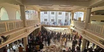 പാകിസ്താനിലെ പള്ളിയിൽ സ്ഫോടനം: 28 ​മരണം,150 ലേറെ ആളുകൾക്ക് പരിക്ക്