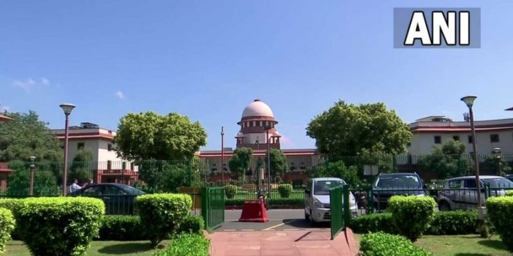 ബഫർസോണ്‍ വിഷയം സുപ്രീം കോടതിയുടെ മൂന്നംഗ ബെഞ്ചിലേക്ക്