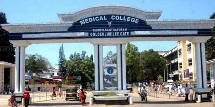 തിരുവനന്തപുരം മെഡി. കോളജിൽ നഴ്സിന് മർദനം; രോഗിയുടെ കൂട്ടിരിപ്പുകാരൻ പിടിയിൽ