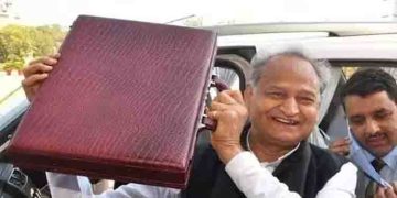 ബജറ്റ് മാറി വായിച്ച സംഭവം ഉദ്യോഗസ്ഥ പിഴവ്, എഐസിസിക്ക് വിശദീകരണം നൽകി ഗെലോട്ട്