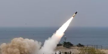 ജപ്പാനിലേക്ക് ബാലിസ്റ്റിക് മിസൈല്‍ അയച്ച് ഉത്തര കൊറിയ