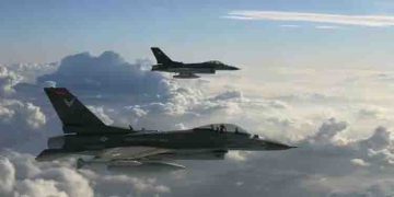 അമേരിക്കൻ ആകാശത്ത് അജ്ഞാത പേടകം; മിസൈൽ തൊടുത്ത് തകർത്തു