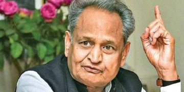 രാജസ്ഥാൻ നിയമസഭയിൽ പഴയ ബജറ്റ് വായിച്ച് മുഖ്യമന്ത്രി; ബജറ്റ് ചോർന്നെന്ന് ബിജെപി