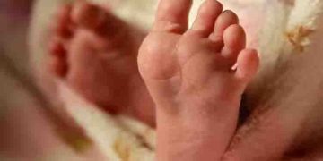 11 കുട്ടികളെ പ്രസവിച്ചു, വന്ധ്യംകരണം ചെയ്ത സ്ത്രീയെ ഭർത്താവ് വീട്ടിൽ നിന്നും പുറത്താക്കി