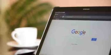 ആത്മഹത്യയെ കുറിച്ച് ​ഗൂ​ഗിളിൽ തിരഞ്ഞു, യുവാവിനെ ഉടനടിയെത്തി പിന്തിരിപ്പിച്ച് പൊലീസ്