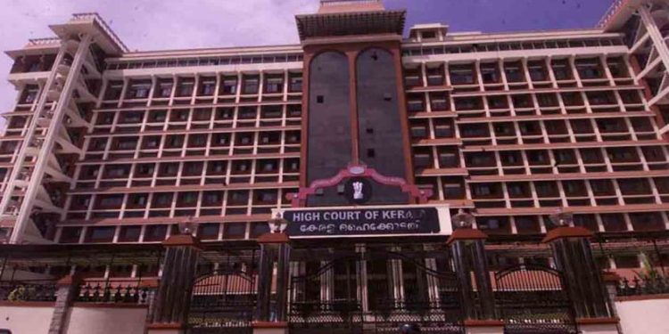 വാളയാറിലെ പെണ്‍കുട്ടികളുടെ മരണം: അന്വേഷണ പുരോഗതി അറിയിക്കാന്‍ സിബിഐയ്ക്കു നിര്‍ദേശം