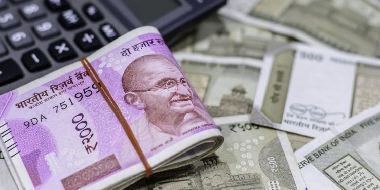 ആദായനികുതിയിൽ മാറ്റമെങ്ങനെ; പുതിയ സ്കീമിൽ എന്തെല്ലാം; അറിയാം വിശദമായി