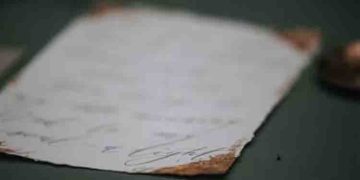 താമസിക്കുന്ന വീട്ടിൽ നിന്നും ഒരു പ്രേമലേഖനം കണ്ടെത്തി യുവാവ്, അയച്ച ആൾ…