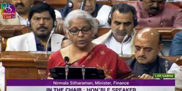 ബജറ്റ് അവതരണം തുടരുന്നു, 7മുൻഗണനാ വിഷയങ്ങൾ,ആഗോളതലത്തിൽ ഇന്ത്യയെ മതിപ്പോടെ നോക്കുന്നു: ധനമന്ത്രി