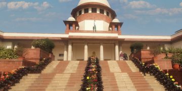 കൊല്ലത്ത് സ്വവര്‍ഗ്ഗ അനുരാഗികളായ പെണ്‍കുട്ടികളെ വേര്‍പെടുത്തിയ സംഭവത്തിൽ സുപ്രീംകോടതി ഇടപെടൽ