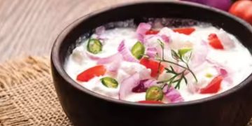 തൈരിനൊപ്പം ഇവ ഒരുമിച്ച് കഴിക്കാറുണ്ടോ? എങ്കില്‍, ഇതൊന്ന് വായിക്കൂ…