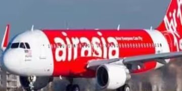 പൈലറ്റ് പരിശീലനത്തിൽ വീഴ്ച; എയർ ഏഷ്യയ്ക്ക് 20 ലക്ഷം രൂപ പിഴ ചുമത്തി ഡിജിസിഎ