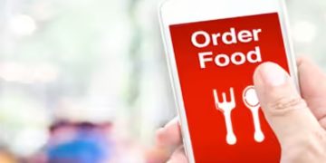 അച്ഛന്‍റെ കണ്ണ് വെട്ടിച്ച് ആറ് വയസുകാരൻ ഫോണില്‍ ഭക്ഷണം ഓര്‍ഡര്‍ ചെയ്തു; അതും 82,000 രൂപയ്ക്ക്