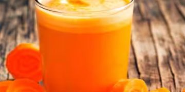 ജ്യൂസ് തയ്യാറാക്കിയ ശേഷം അരിക്കാറുണ്ടോ? ഭക്ഷണത്തിന് പകരം ജ്യൂസ് കഴിക്കാറുണ്ടോ? നിങ്ങളറിയേണ്ടത്