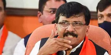 ശിവസേനയുടെ പേരും ചിഹ്‍നവും ഷിൻഡെ വിഭാഗത്തിന് ലഭിച്ചത് 2000 കോടിയുടെ ഇടപാടിലൂടെ -സഞ്ജയ് റാവുത്ത്