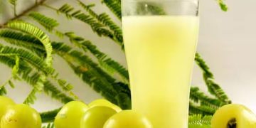 കരളിന്‍റെ ആരോഗ്യത്തിന് നെല്ലിക്കാ ജ്യൂസ്; അറിയാം മറ്റ് ഗുണങ്ങള്‍…