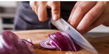 ഉള്ളി പച്ചയ്ക്ക് കഴിക്കുന്നത് കൊണ്ടുള്ള അഞ്ച് ഗുണങ്ങള്‍ അറിയാം…