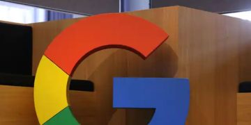 ഇരുന്ന് ജോലി ചെയ്യാന്‍ സ്ഥലം തികയുന്നില്ലെന്ന് ഗൂഗിള്‍ ജീവനക്കാര്‍; പരിഹാരം ഇതായിരുന്നു