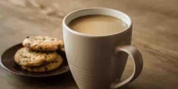 രാവിലെ തന്നെ ചായയും ബിസ്‍കറ്റും കഴിക്കുന്ന ശീലമുണ്ടെങ്കില്‍ നിങ്ങളറിയേണ്ടത്…