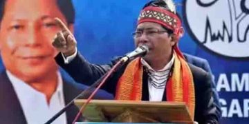 മേഘാലയയിൽ അർദ്ധരാത്രി രാഷ്ട്രീയ നാടകം; മന്ത്രിസഭ രൂപീകരിക്കാൻ അവകാശവാദം ഉന്നയിച്ച് മുകുൾ സാംഗ്മയും