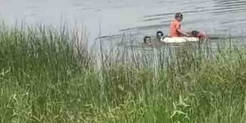 ക്ഷേത്രത്തിലേക്ക് പോകുന്നതിനിടെ മുതല ആക്രമിച്ചു; രക്ഷപ്പെടുന്നതിനിടെ ഒഴുക്കിൽപ്പെട്ടു, മൂന്ന് മൃതദേഹം ലഭിച്ചു