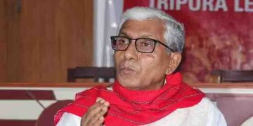 ത്രിപുര തെര‍ഞ്ഞെടുപ്പ് പ്രഹസനമായി മാറി; പ്രതികരണവുമായി മണിക് സർക്കാർ