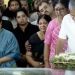 ഇരിങ്ങാലക്കുടയിലെത്തി ഇന്നസെന്റിന് അന്ത്യാഞ്ജലി അര്പ്പിച്ച് മുഖ്യമന്ത്രി പിണറായി