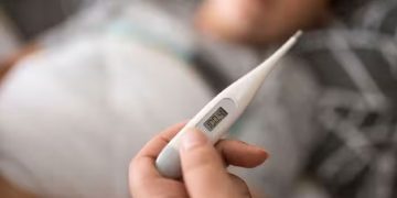 ദില്ലിയില്‍ പടരുന്നത് എച്ച് 3 എൻ 2 വൈറസ്; ചുമയും പനിയും ശ്വാസതടസവും പ്രധാന ലക്ഷണങ്ങൾ, മുന്നറിയിപ്പ്