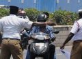 ലൈസൻസില്ല, പെണ്കുട്ടികൾ ഉള്പ്പെടെ വണ്ടികളുമായി റോഡില്; അഴിയെണ്ണുന്ന രക്ഷിതാക്കളുടെ എണ്ണം കൂടുന്നു!