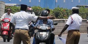 ലൈസൻസില്ല, പെണ്‍കുട്ടികൾ ഉള്‍പ്പെടെ വണ്ടികളുമായി റോഡില്‍; അഴിയെണ്ണുന്ന രക്ഷിതാക്കളുടെ എണ്ണം കൂടുന്നു!