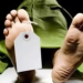 പിണങ്ങി ഉറങ്ങുകയാണെന്ന് കരുതി; അമ്മ മരിച്ചതറിയാതെ രണ്ടുദിവസം മൃതദേഹത്തോടൊപ്പം താമസിച്ച് മകൻ