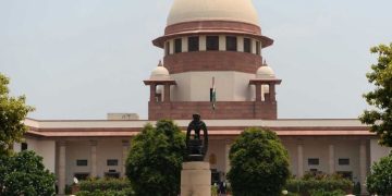 ‘ഭാരതീയ കുടുംബ സങ്കല്‍പ്പവുമായി ചേരില്ല’: സ്വവർഗവിവാഹത്തെ എതിർത്ത് കേന്ദ്രം സുപ്രീംകോടതിയിൽ