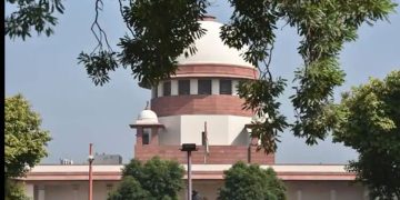 മഹാരാഷ്ട്രയിലെ അധികാരത്തർക്കം; സുപ്രീം കോടതി ഭരണഘടന ബെഞ്ച് വിധി പറയാൻ മാറ്റി