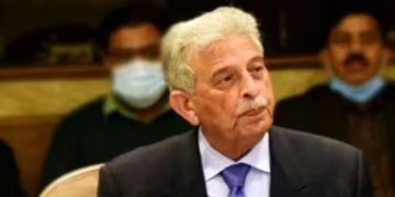 ബിരുദദാന ചടങ്ങിനിടെ മോശമായ ഭാഷാ പ്രയോഗവുമായി പാക് വിദ്യാഭ്യാസ മന്ത്രി; മാപ്പുപറച്ചില്‍