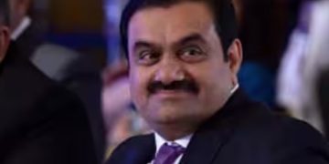 ശതകോടീശ്വരൻമാരുടെ പട്ടികയിൽ മുകളിലേക്ക് കുതിച്ച് അദാനി; ആസ്തി ഉയർന്നു