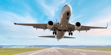 കൊച്ചി വിമാനത്താവള റൺവേ തുറന്നു; നിർത്തിവെച്ച സർവീസുകൾ പുനരാരംഭിച്ചു