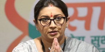 ‘എനിക്കത് തുറന്നുപറയാൻ 40 വർഷം വേണ്ടിവന്നു’; സ്വകാര്യജീവിതത്തെക്കുറിച്ച് വെളിപ്പെടുത്തി സ്മൃതി ഇറാനി