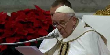 ശ്വാസകോശത്തിലെ അണുബാധ; ഫ്രാന്‍സിസ് മാര്‍പ്പാപ്പയെ ആശുപത്രിയില്‍ പ്രവേശിപ്പിച്ചു