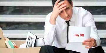 ടെക് ലോകത്ത് ജോലി തെറിക്കുന്ന കാലം; പിരിച്ചുവിടലില്‍ കുടുങ്ങി എച്ച് 1 ബി വിസയിലുള്ള ഇന്ത്യൻ ടെക്കികൾ