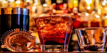 സംസ്ഥാനത്ത് ഈസ്റ്റര്‍ തലേന്ന് റെക്കോര്‍ഡ് മദ്യവില്‍പന