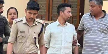 ഏഴ് വർഷമായി പീഡനം; ഗര്‍ഭിണിയായ യുവതി ആത്മഹത്യ ചെയ്തു, ഭര്‍ത്താവും ഭർത്തൃമാതാവും അറസ്റ്റിൽ