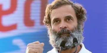 ‘ആ സമയത്ത് ആത്മഹത്യയെ കുറിച്ച് ചിന്തിച്ചു, മാനസിക പിന്തുണ നൽകിയത് രാഹുൽ ഗാന്ധി’, വെളിപ്പെടുത്തി നടി