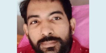 യുവാവിന്റെ മൃതദേഹം പാലത്തിന് സമീപം; കാർ നിർത്തി പുഴയിൽ ചാടിയെന്ന് സംശയം