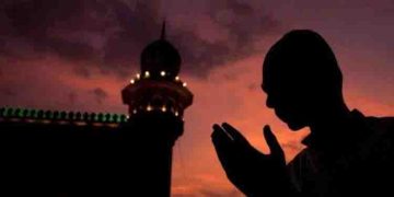 ചെറിയ പെരുന്നാൾ ആഘോഷത്തിൽ വിശ്വാസികൾ, പള്ളികളിലും ഈദ്ഗാഹുകളിലും പെരുന്നാൾ നമസ്കാരങ്ങൾ