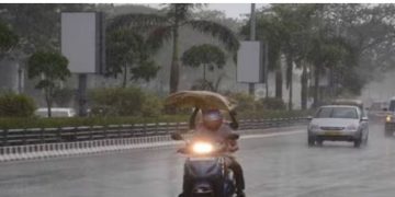 വരും മണിക്കൂറുകളിൽ ഒമ്പത് ജില്ലകളിൽ ഇടിയോടുകൂടിയ ഒറ്റപ്പെട്ട മഴ, മുന്നറിയിപ്പ്